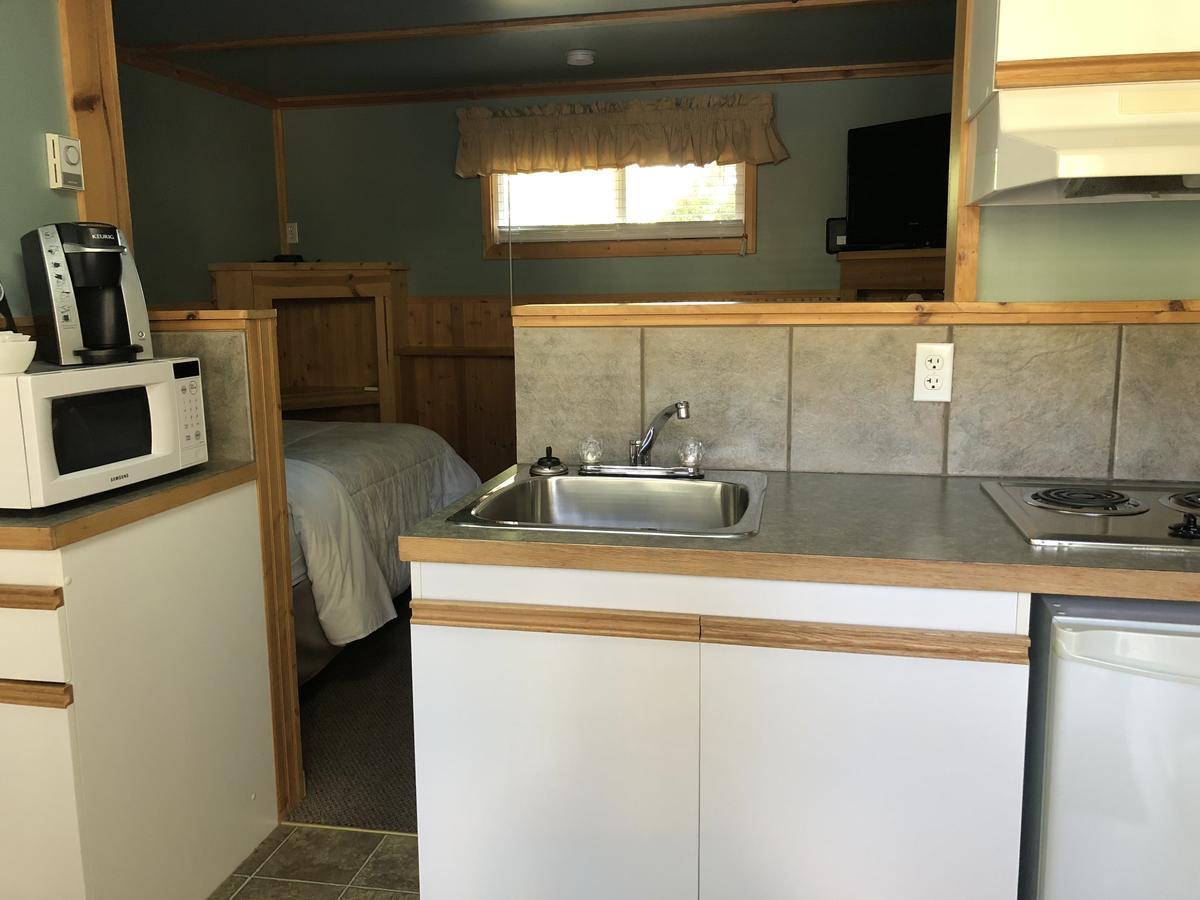 Piccadilly Motel Рейдиъм Хот Спрингс Екстериор снимка